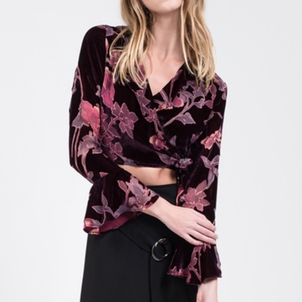 JOA velvet wrap top